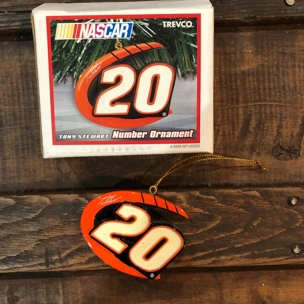 NASCAR TONY STEWART ACTION COLLECTIBLE ORNAMENT 2005